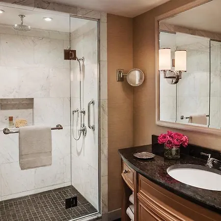 Four Seasons Hotel